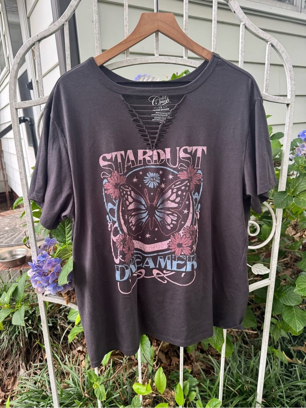 COLD CRUSH stardust dreamer tee size 1X butterfly boho v-neck t shirt top black
